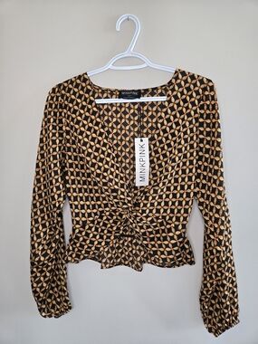 MINKPINK Valentina Twist Blouse - Black & Gold Print, Long Sleeve - NWT